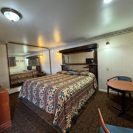 Royal Motel Secaucus Luaran gambar