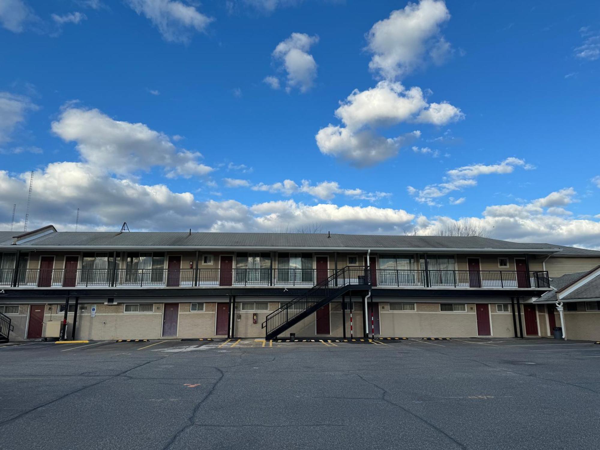 Royal Motel Secaucus Luaran gambar